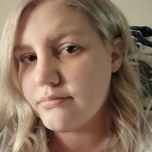 Meet your Posher, Alicia :)